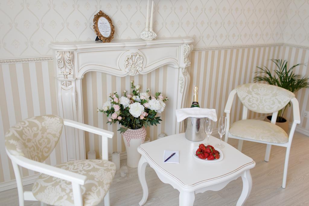 Royal Suite Apartment With Jacuzzi Sumy Luaran gambar