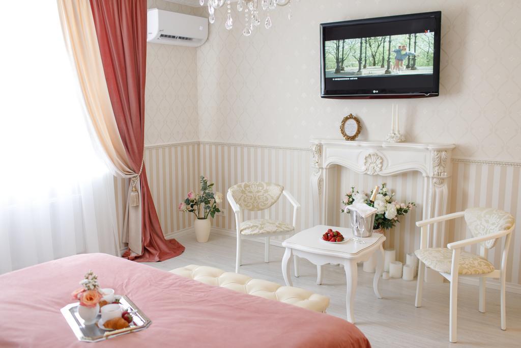 Royal Suite Apartment With Jacuzzi Sumy Luaran gambar